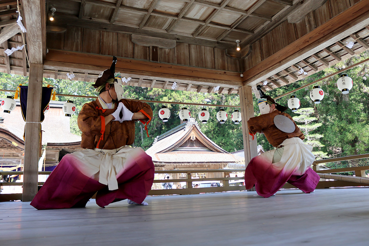 遠江国一宮小國神社古式舞楽