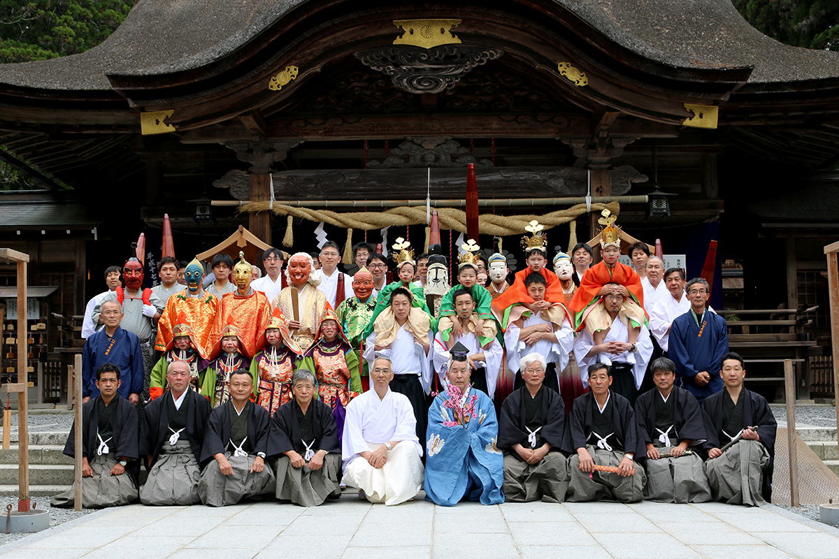 遠江国一宮小國神社古式舞楽