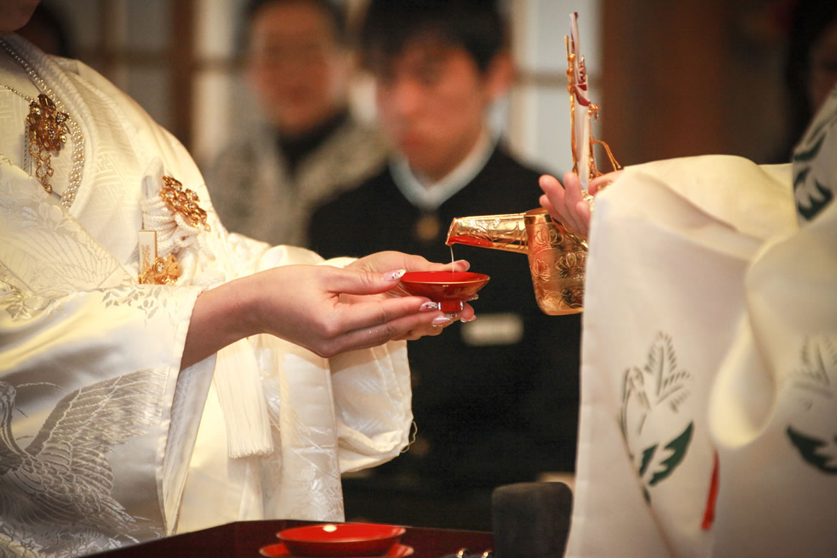 神前結婚式「三献の儀」