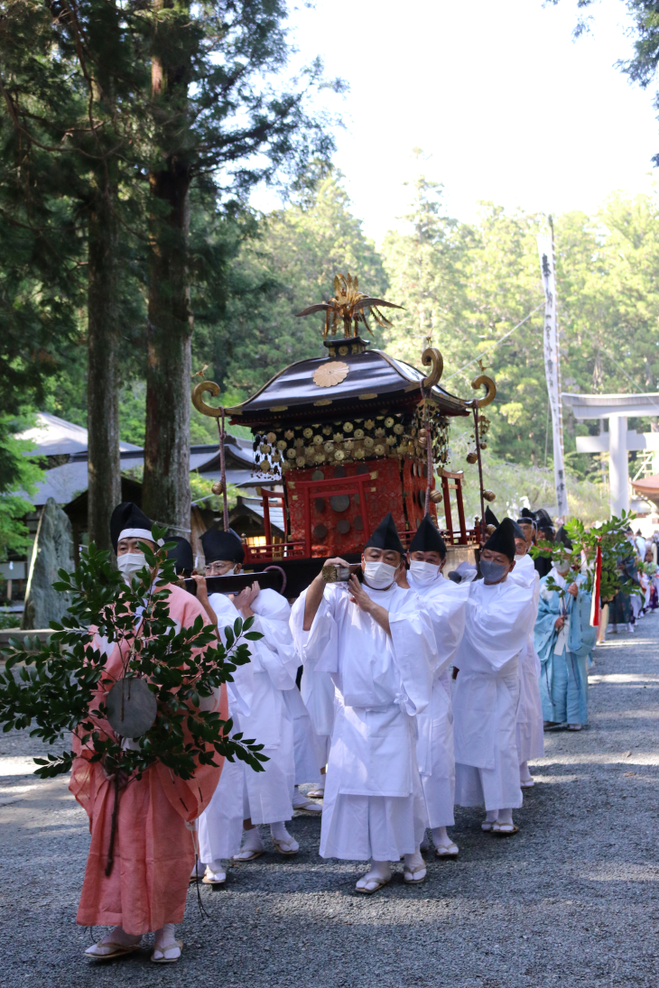 令和6年 例祭斎行 十二段舞楽・松前神楽奉奏のお知らせ