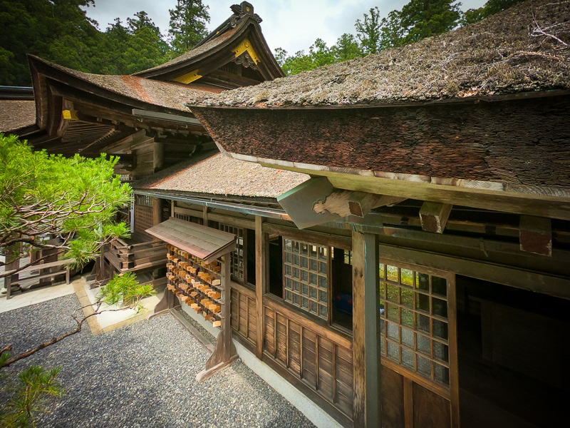 小國神社「渡り殿」